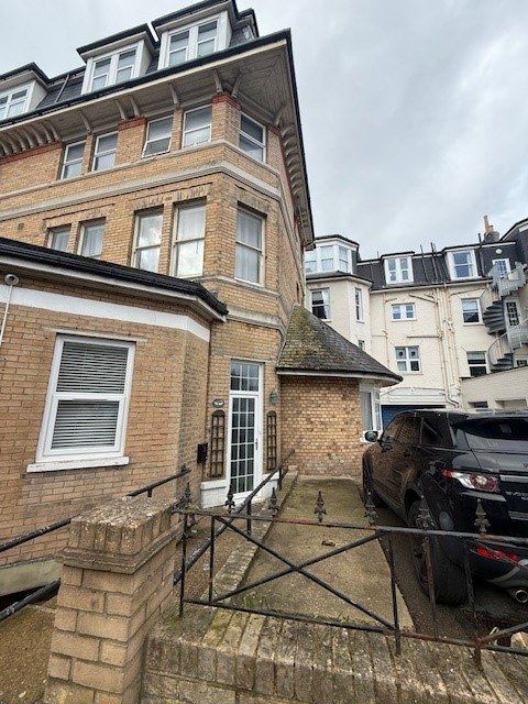Property photo 1 of 15 2 Bed Flat To Rent St. Michaels Road, Bournemouth Bh2