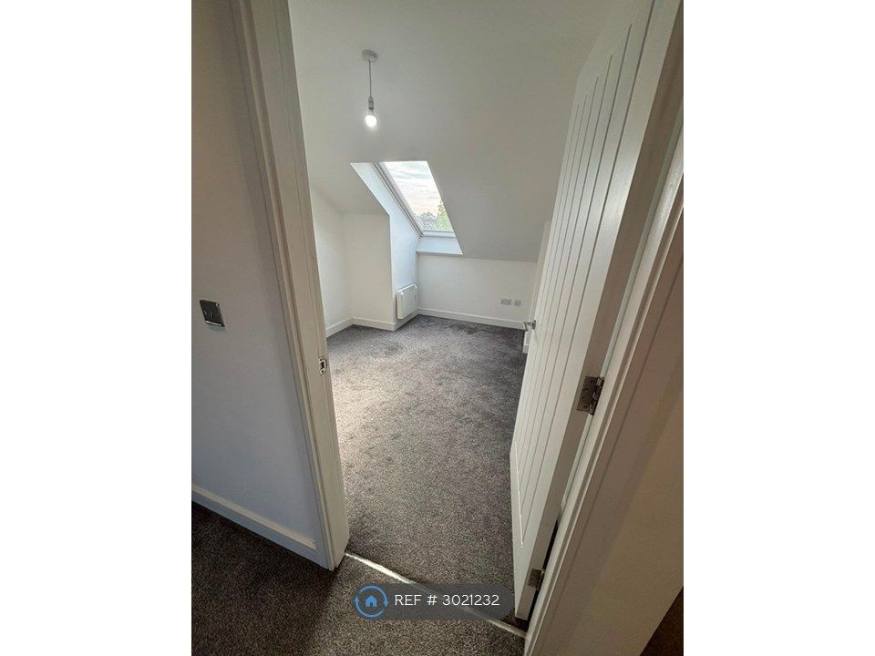 Property photo 1 of 3