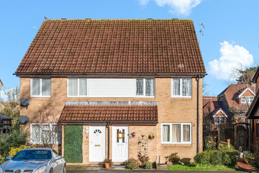 Property photo 1 of 12