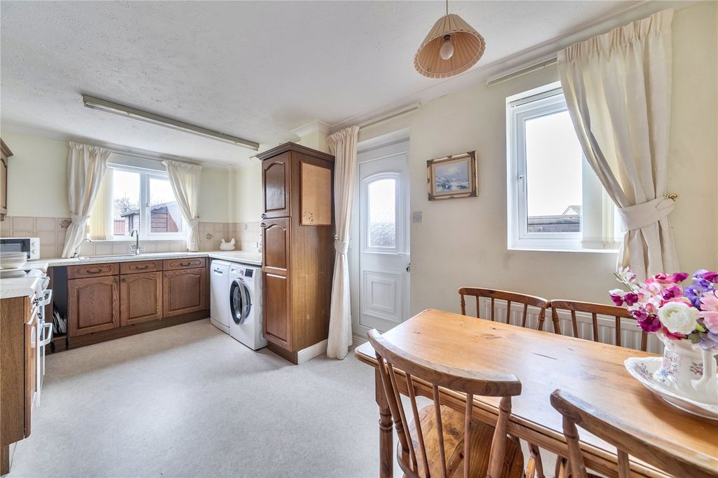 Property photo 3 of 15 Picture No. 20