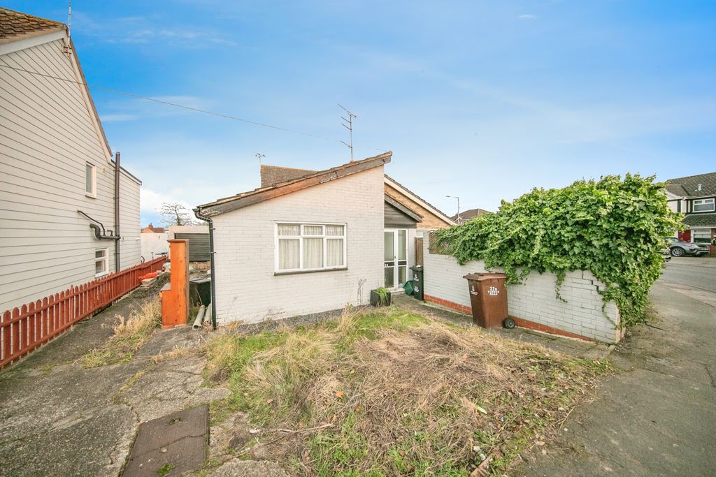 Property photo 1 of 11 Photography