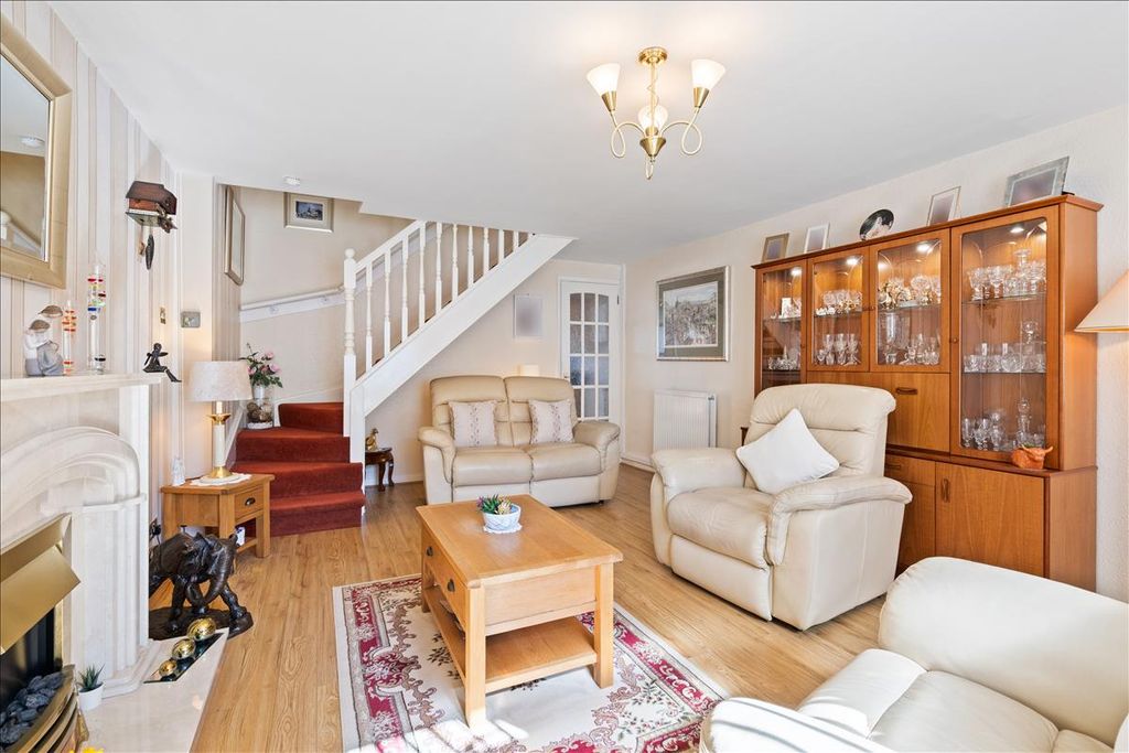 Property photo 3 of 22