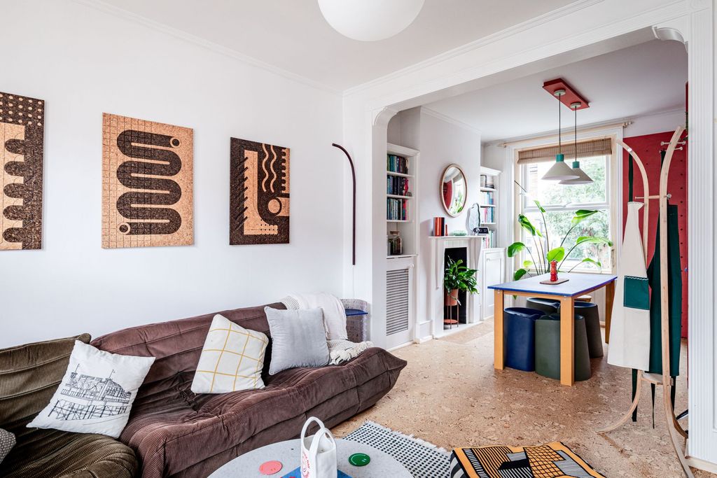 Property photo 2 of 16