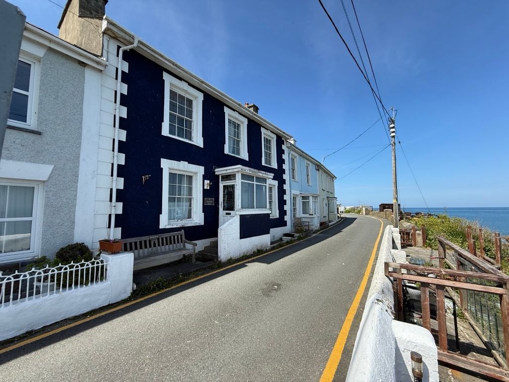Property photo 1 of 33