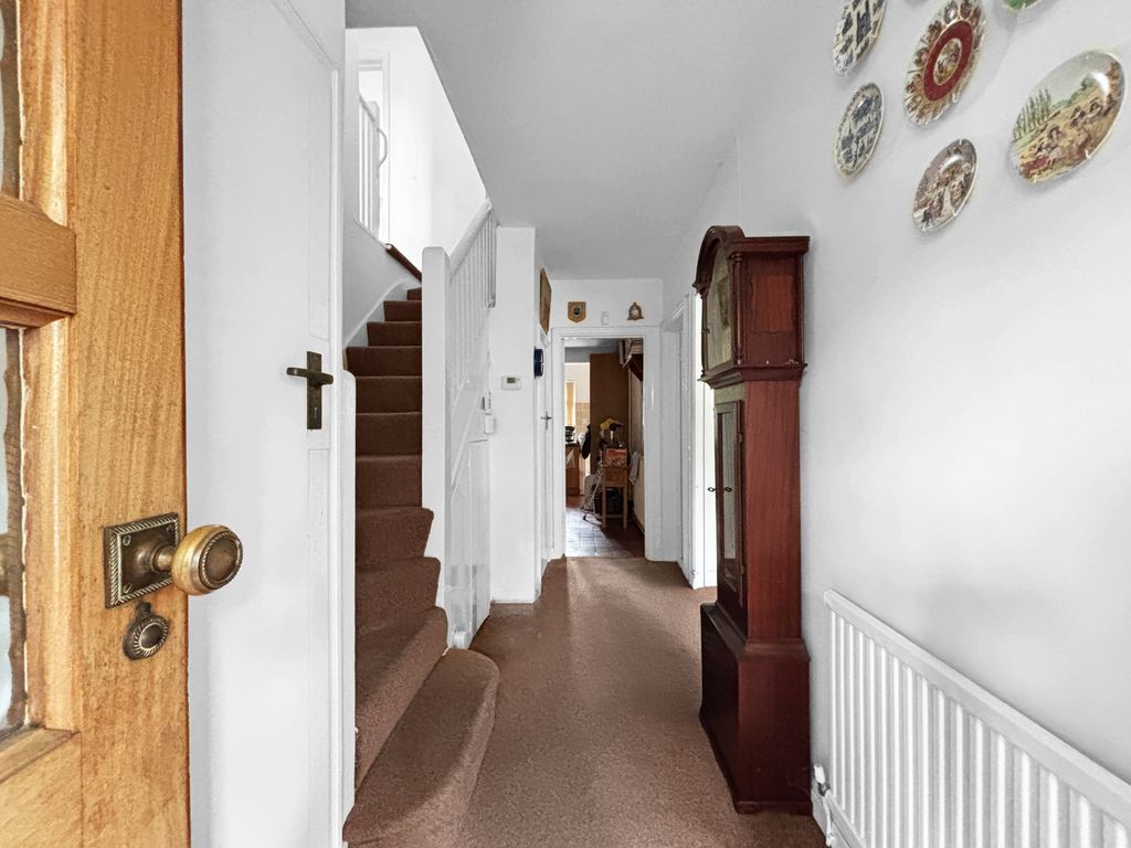 Property photo 2 of 21 01629857Cab9282Fff015Efb0628549A1c8Bc8c5