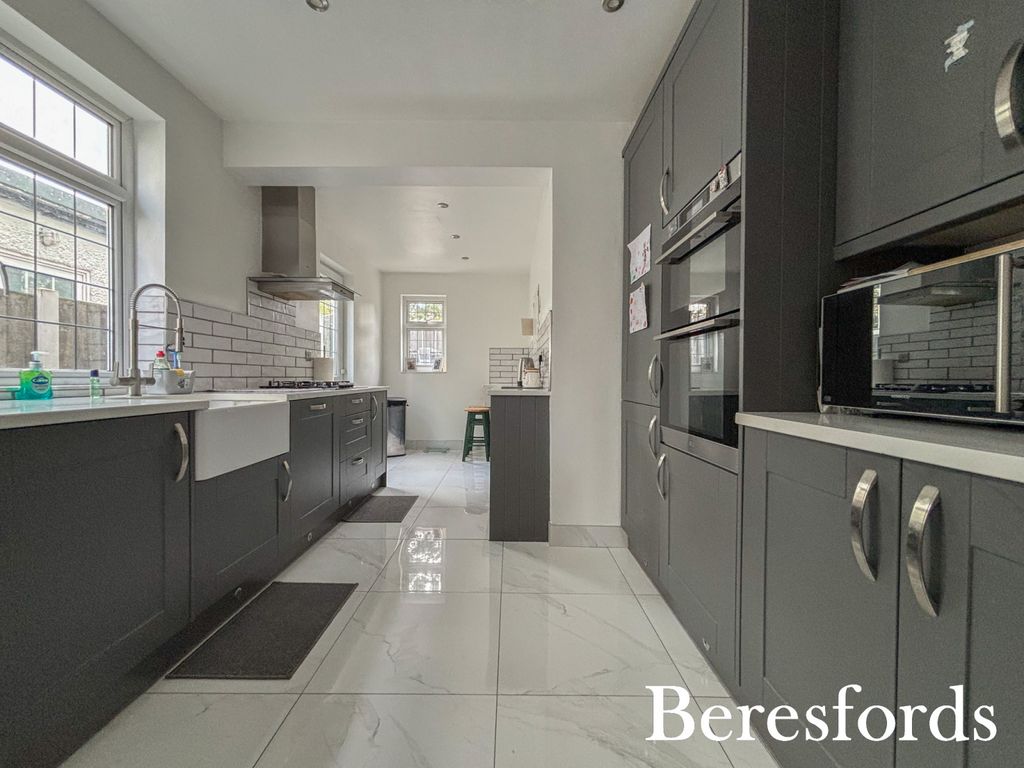 Property photo 2 of 15 Picture No. 05