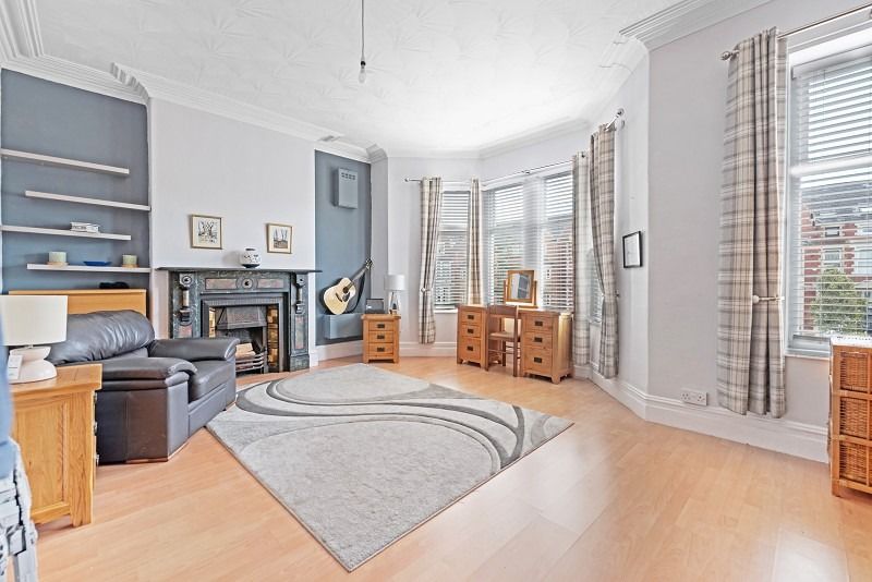 Property photo 2 of 29 4363121