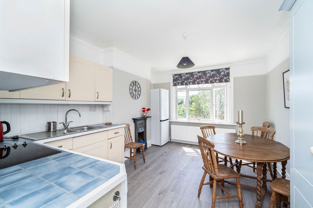 Property photo 2 of 13 Pbox-Img.Jpg