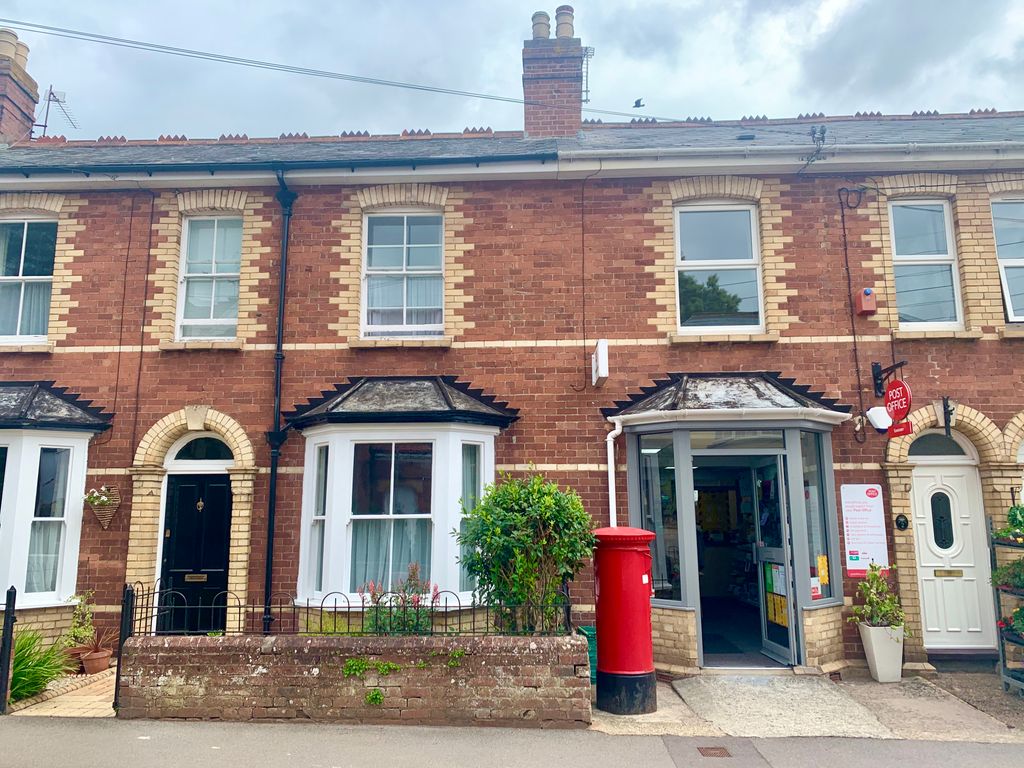 Property photo 1 of 11