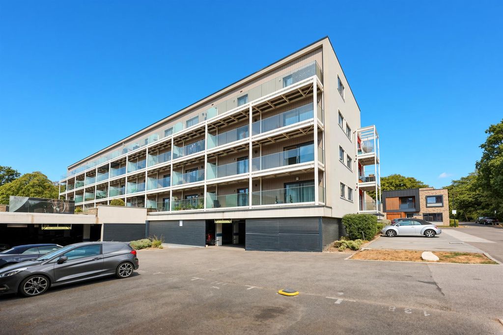 Property photo 1 of 15 Ext 5
