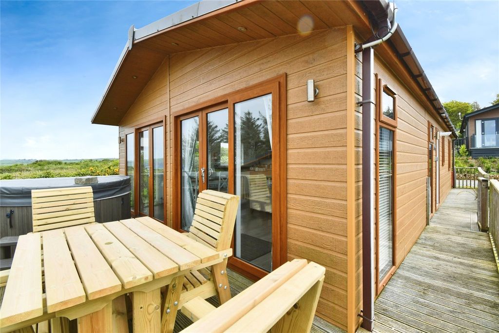 Property photo 2 of 13 Picture No. 03