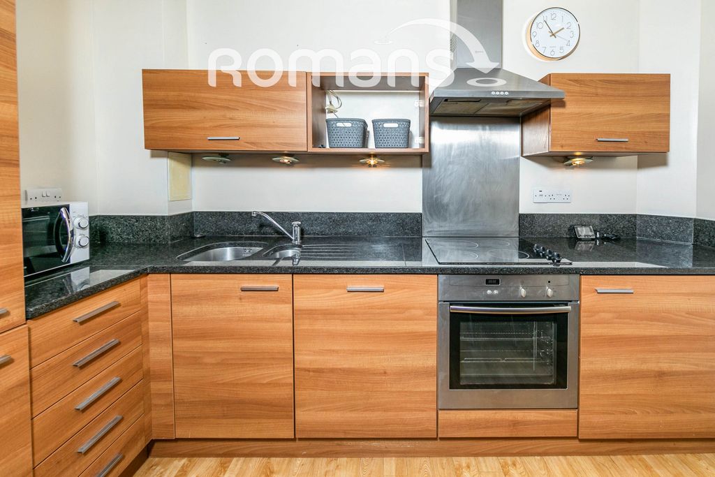 Property photo 3 of 9 Ac4A6660
