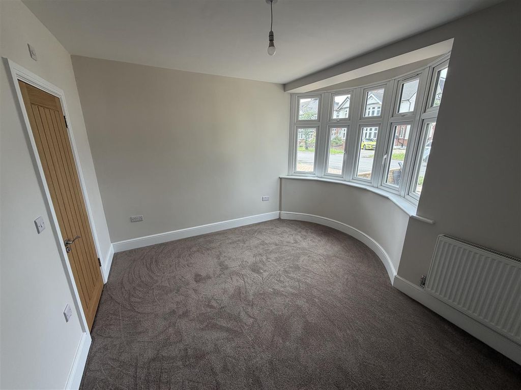 Property photo 3 of 10 Tempimagetj5V0E.Jpg