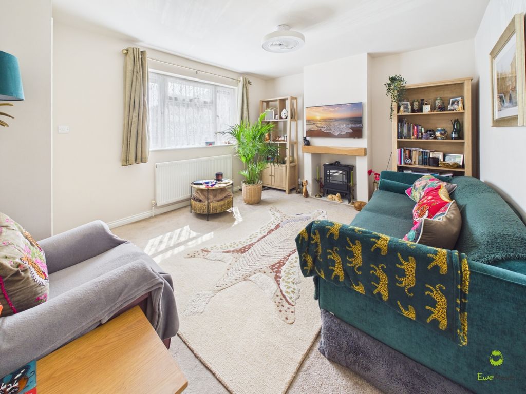 Property photo 3 of 19 Presented By Clinton At Ewemove Bexleyheath And Da