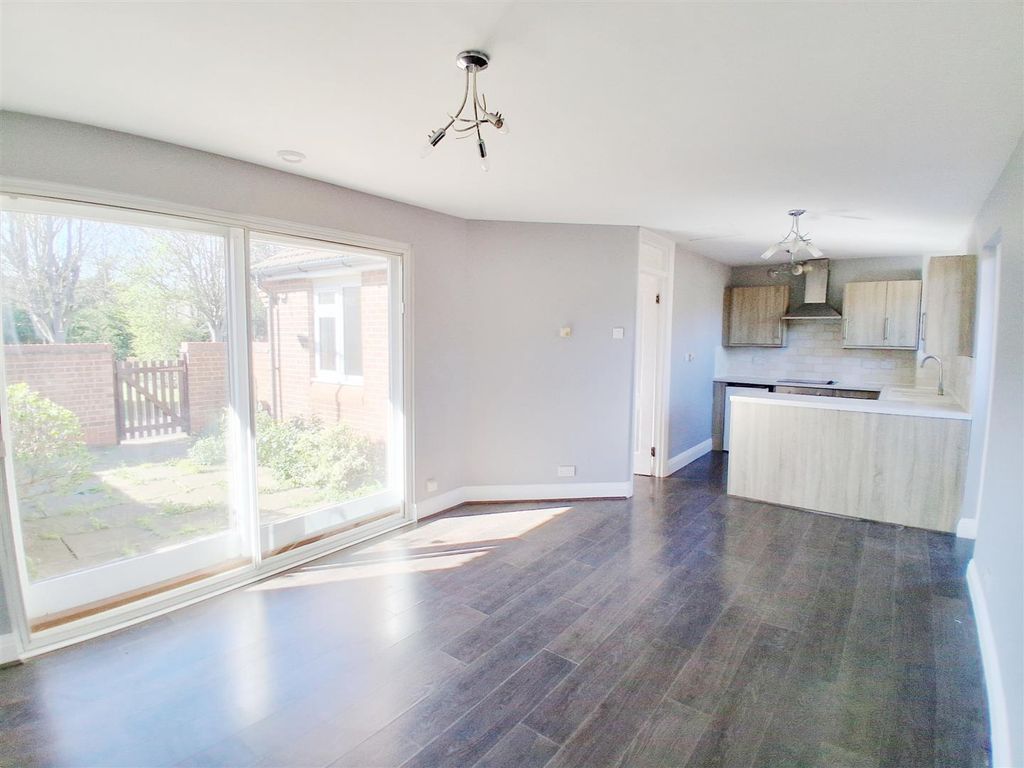 Property photo 2 of 9 Kitchen / Dining / Living Room
