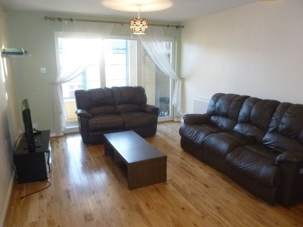 Property photo 2 of 11 P1300005