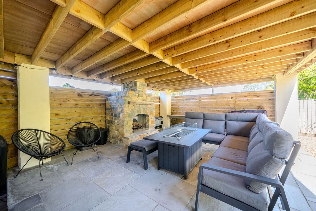 Additional image 46 of 4 bed detached house for saleSt Nicholas, Cardiff CF5