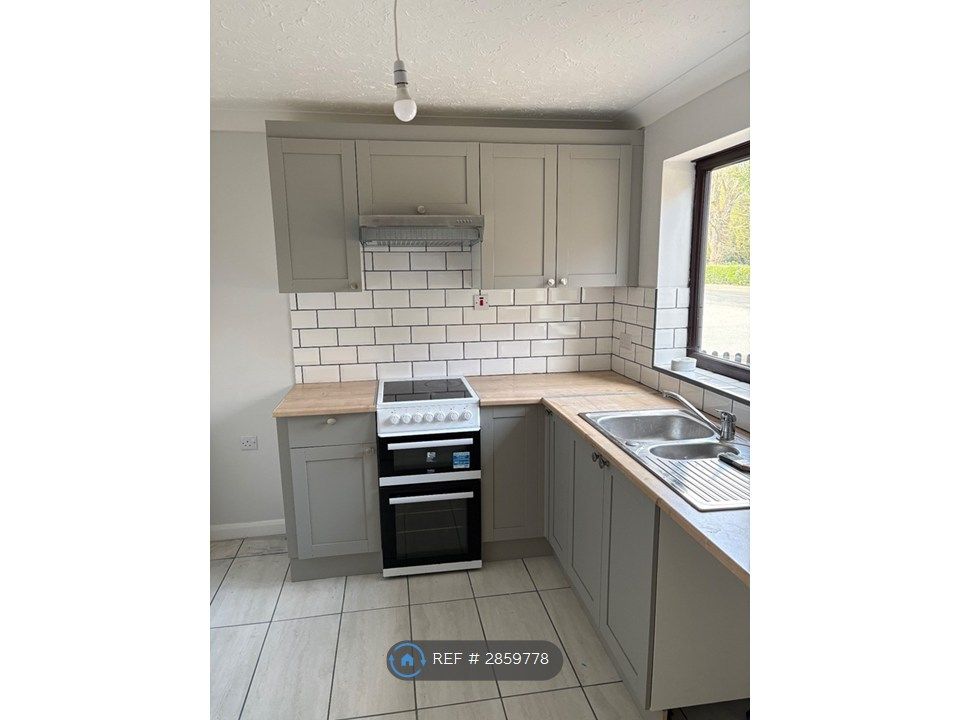 Property photo 3 of 3