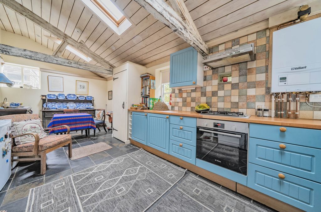 Property photo 3 of 17 Kitchen/Diner