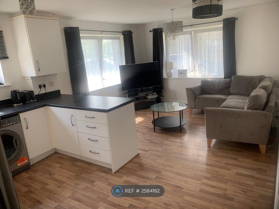 Property photo 1 of 5 Open Lounge