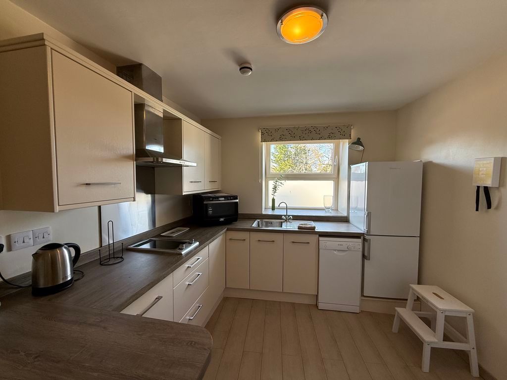 Property photo 1 of 7 Kitchen