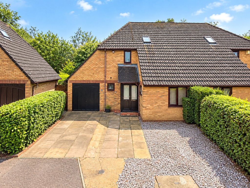 Property photo 1 of 10 Picture No. 15
