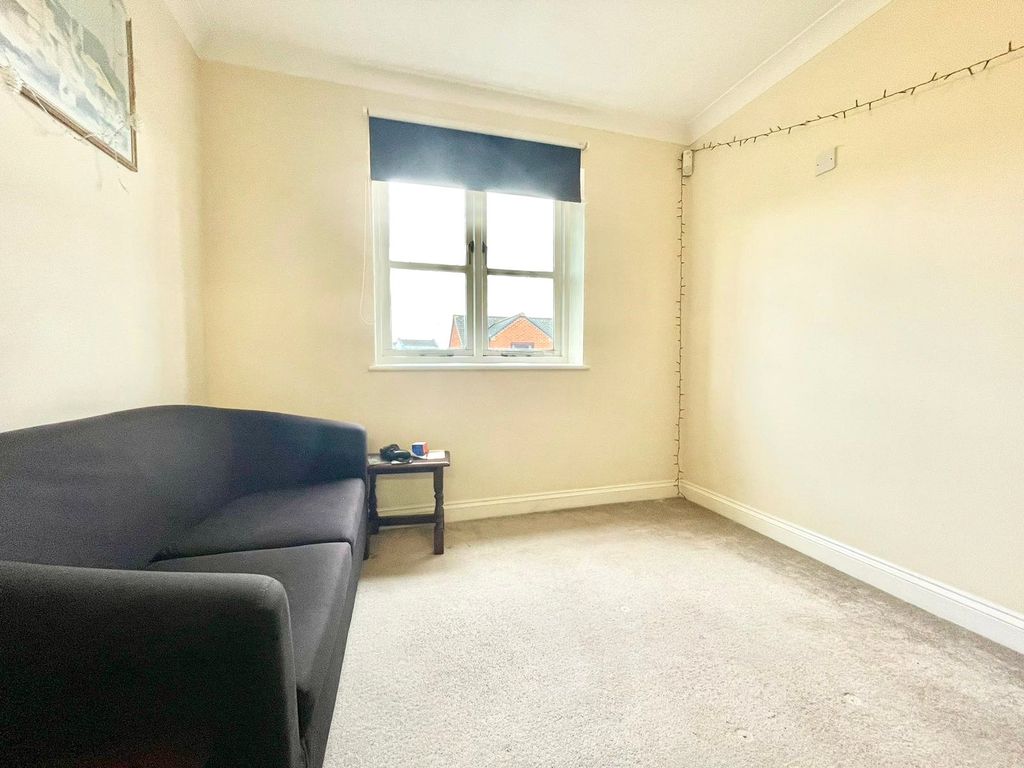 Property photo 3 of 5 Picture No. 05