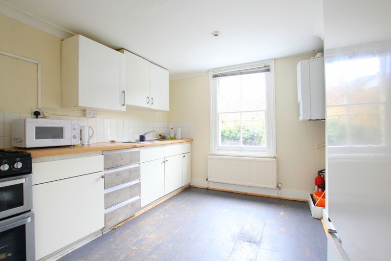 Property photo 2 of 14 2