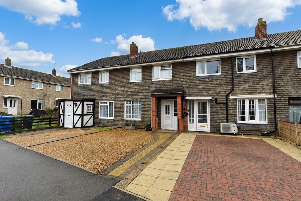 Property photo 1 of 12