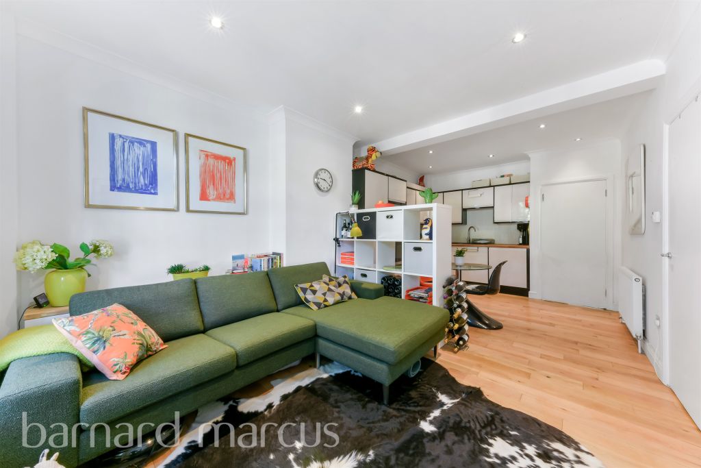 Property photo 3 of 11