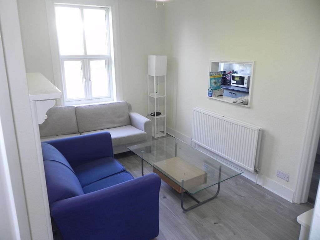 Property photo 1 of 3