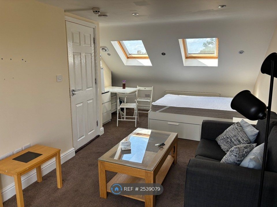 Property photo 2 of 5 Sleeping Area