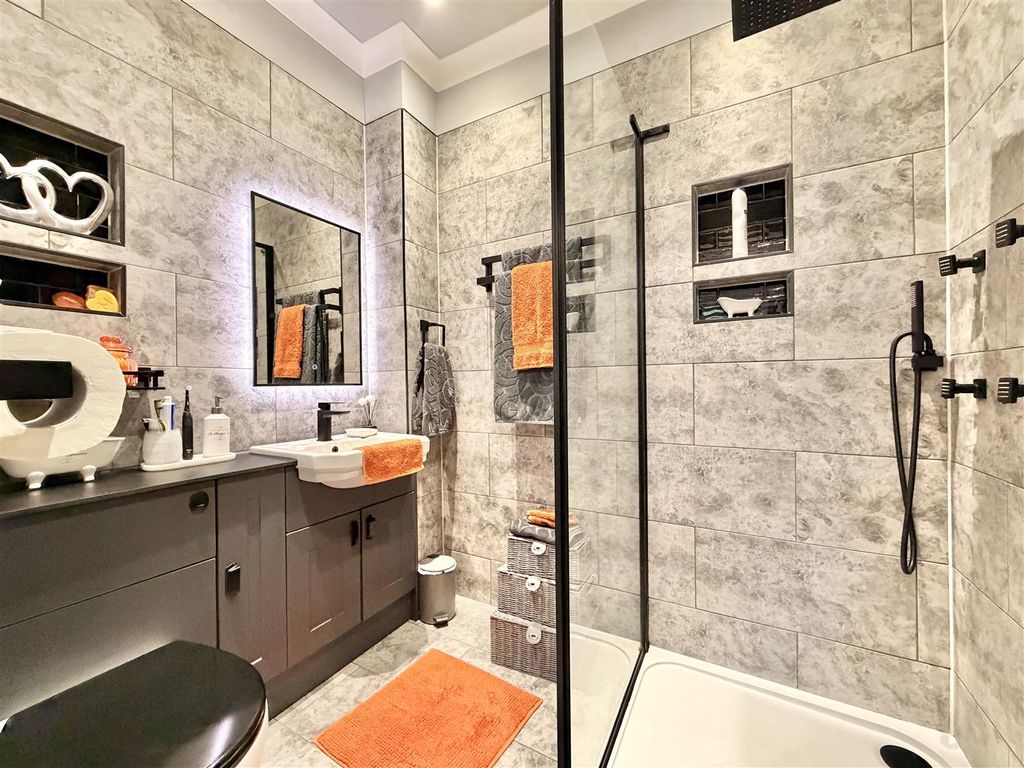 Additional image 21 of 4 bed town house for saleBurnside Gate, Hamilton ML3