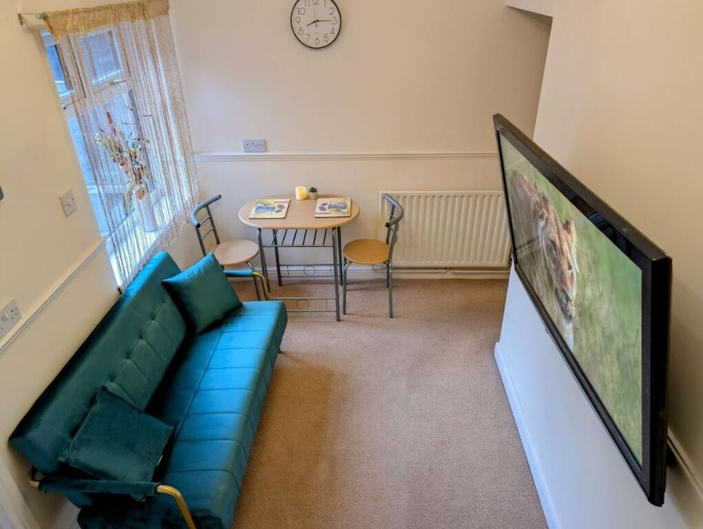 Property photo 2 of 7