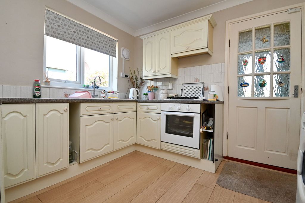 Property photo 3 of 30