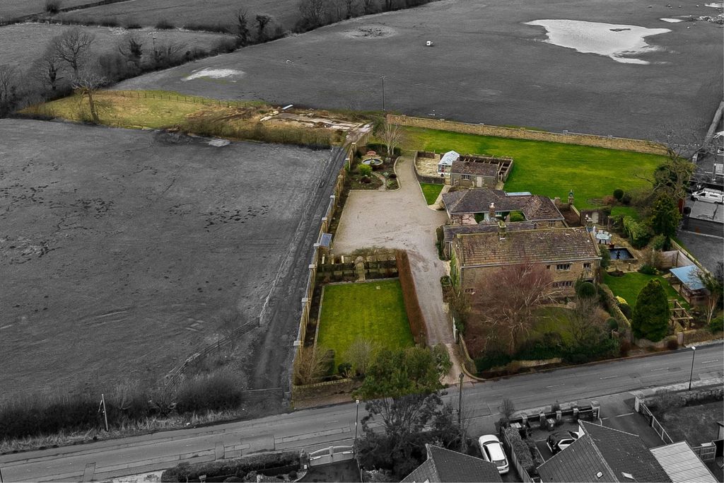Property photo 1 of 45