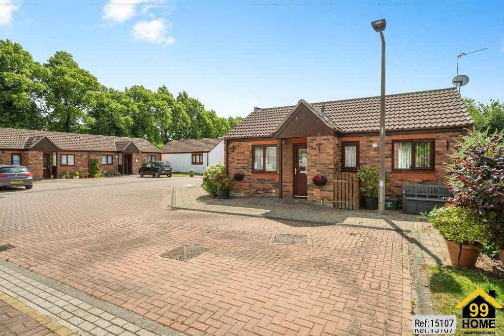 Property photo 3 of 19 Photo 2