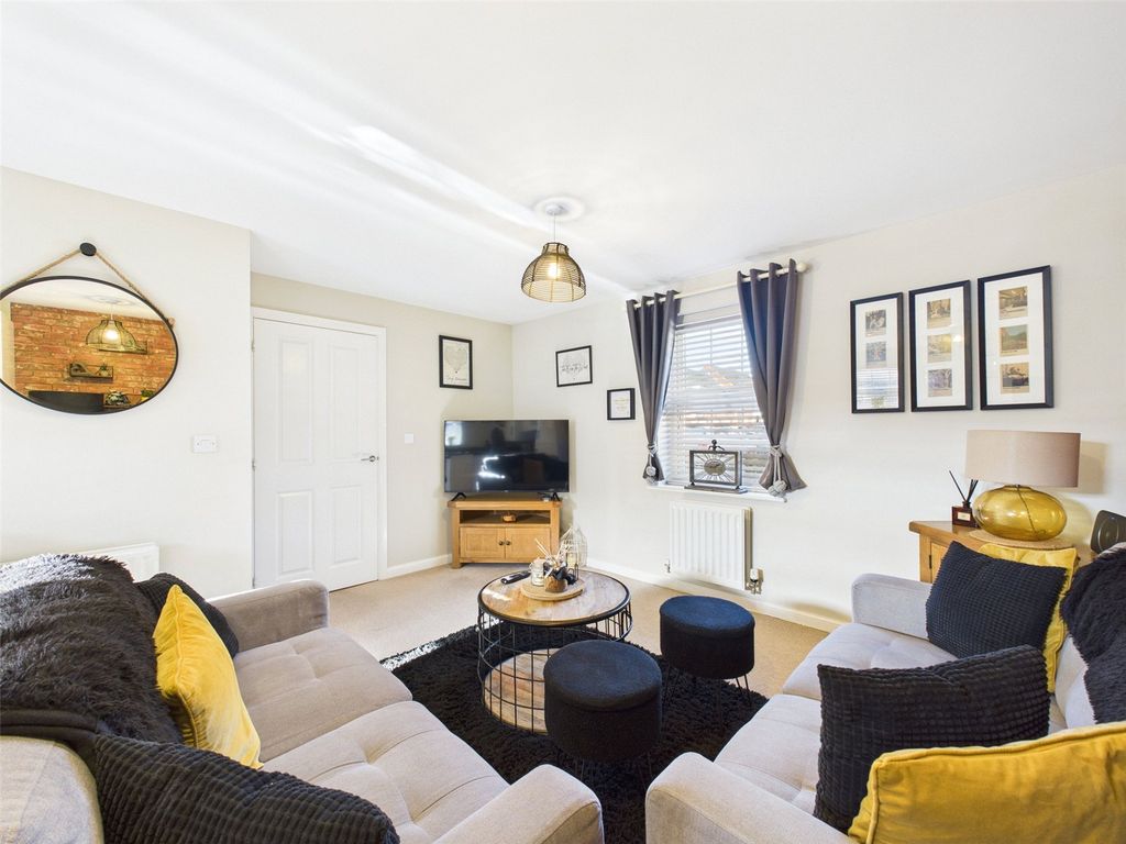 Property photo 2 of 10 Picture No. 07