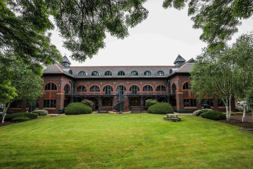 Property photo 3 of 10 Image 3