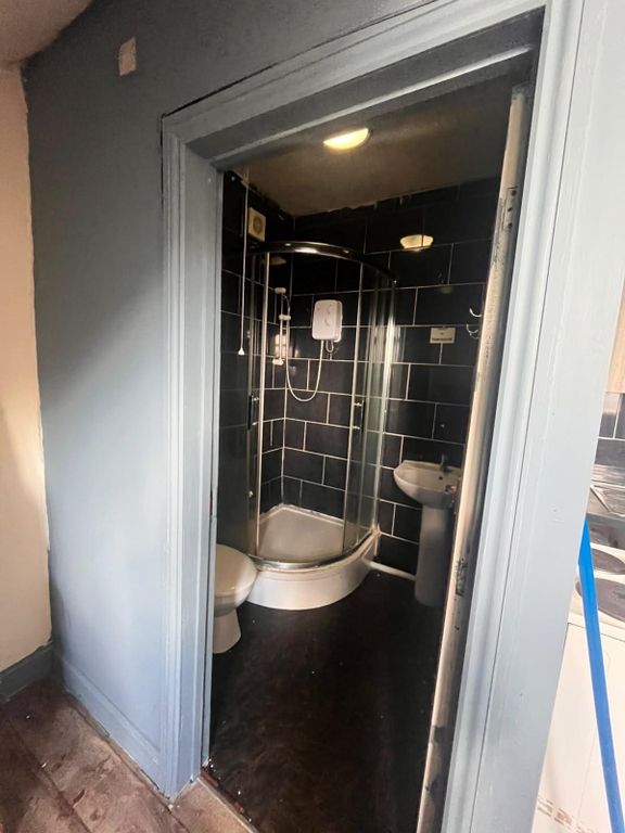 Property photo 3 of 3