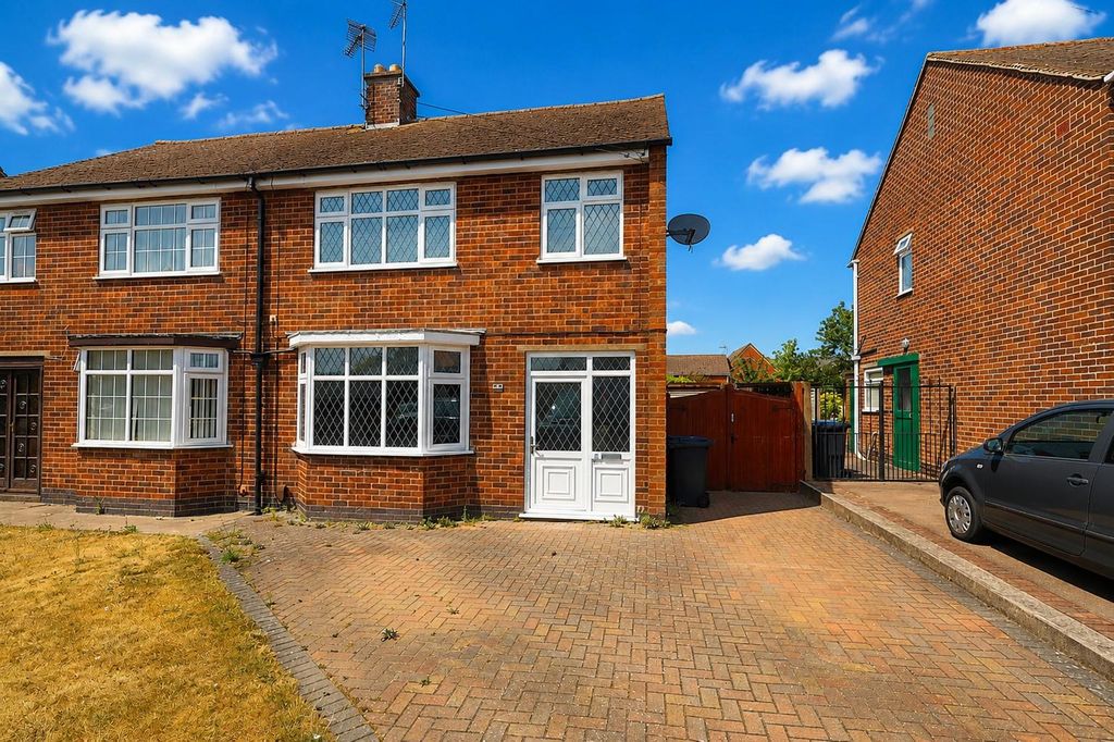 Property photo 1 of 14 Sunny Front.Jpg