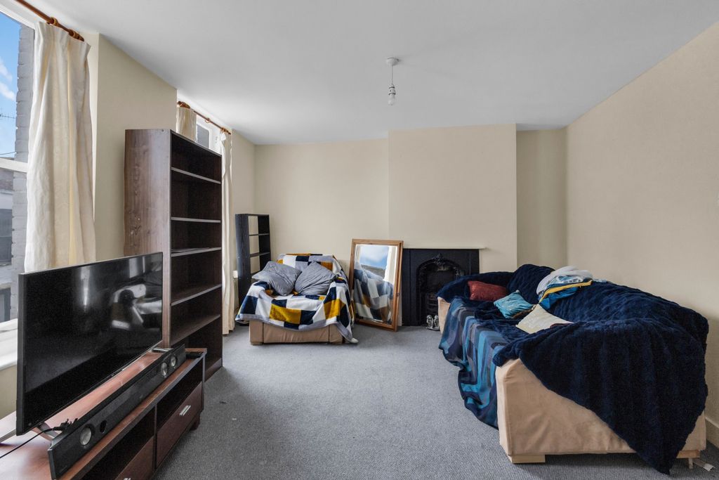 Property photo 2 of 9 0A6A5269