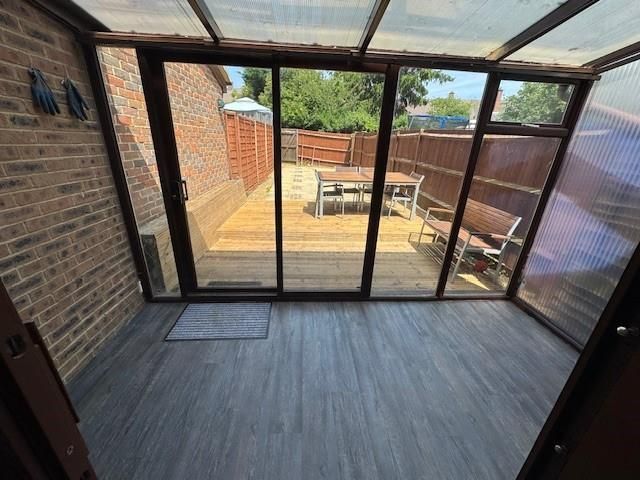 Property photo 3 of 8 External View