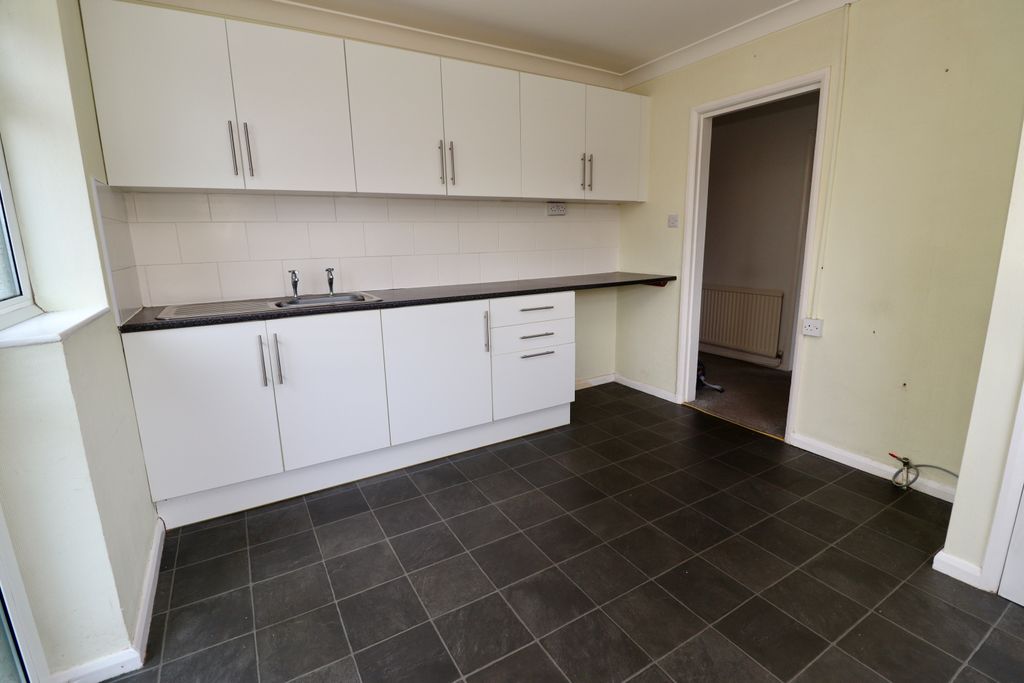 Property photo 2 of 12 Img_8937