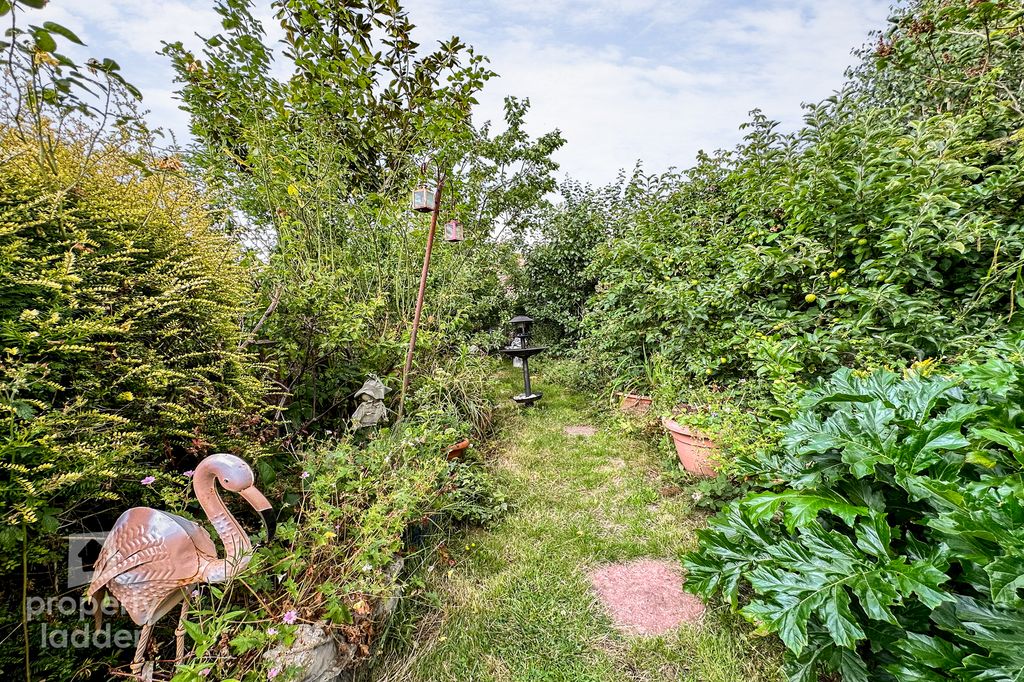Property photo 2 of 16