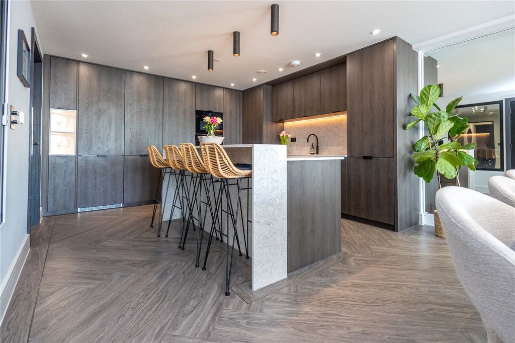 Additional image 11 of 2 bed flat for saleChaddesley Glen, Poole, Dorset BH13