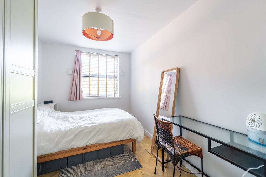 Property photo 2 of 10 Mba04744