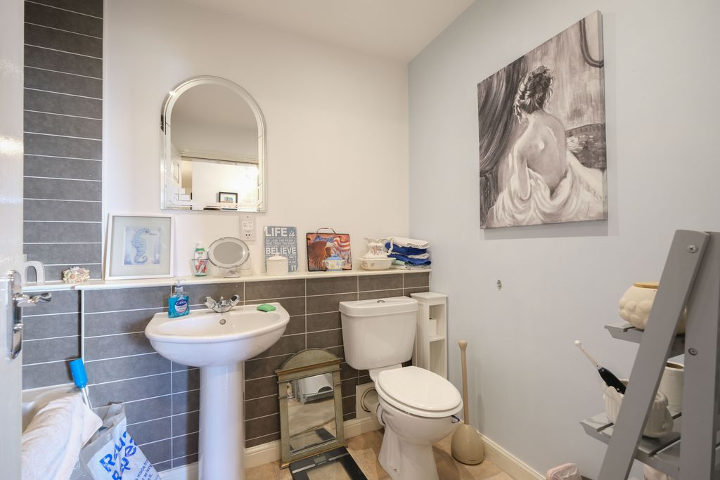 Additional image 6 of 2 bed flat for saleBelfast Quay, Irvine KA12