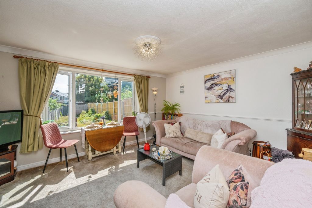 Property photo 3 of 18