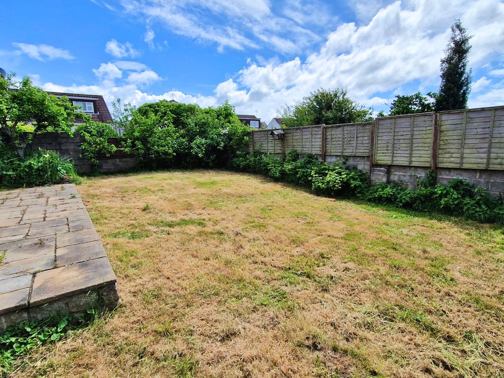 Property photo 2 of 20